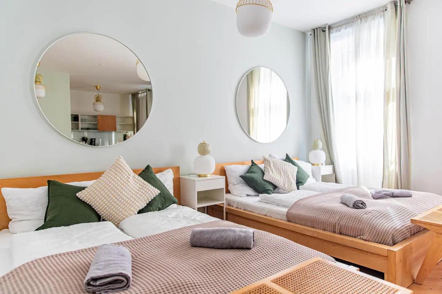 City Apartment, Two Metro Stations To Hauptbahnhof Wien Eksteriør billede