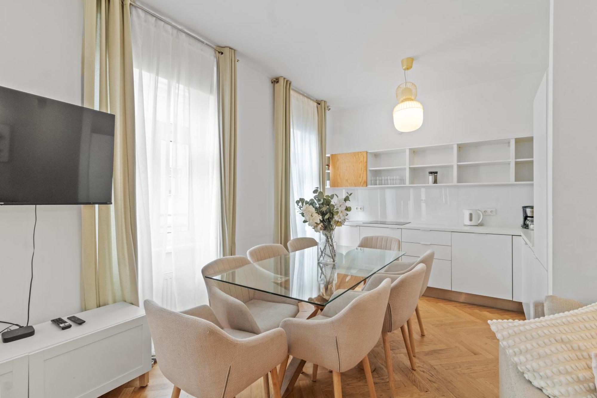 City Apartment, Two Metro Stations To Hauptbahnhof Wien Eksteriør billede