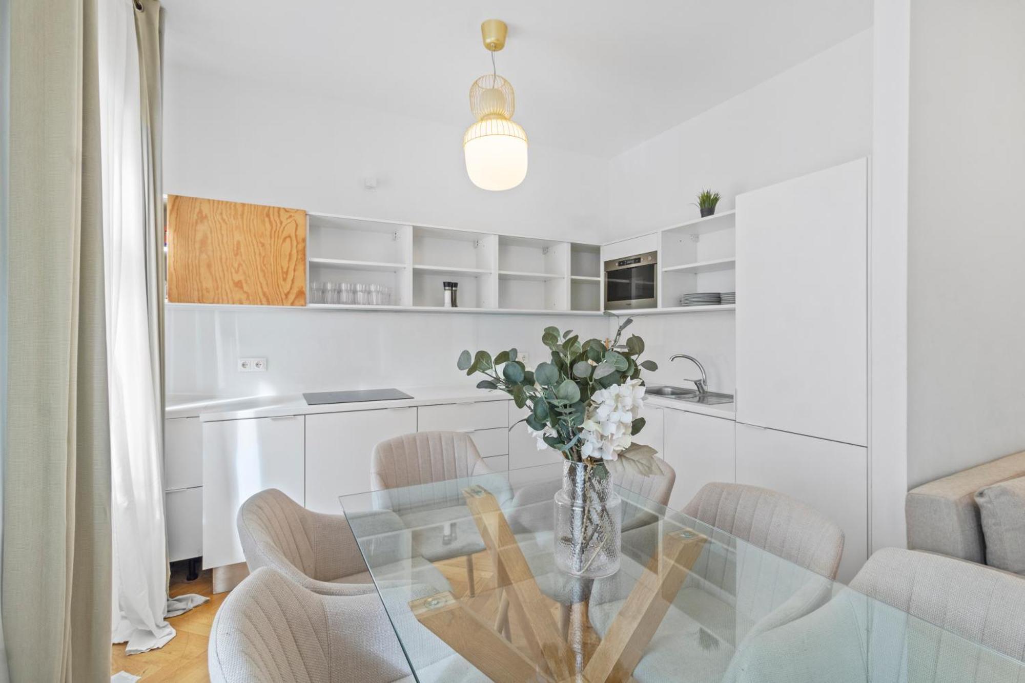 City Apartment, Two Metro Stations To Hauptbahnhof Wien Eksteriør billede